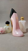 عطر زنانه کارولینا هررا گودگرل بلاش ۳۳ میل برندینی خنک میوه ای بسیار لطیف و حریرگونه