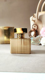 عطر گوچی پریمیر زنانه حجم 25 میل طبع معتدل رایحه چوبی مشک گلی