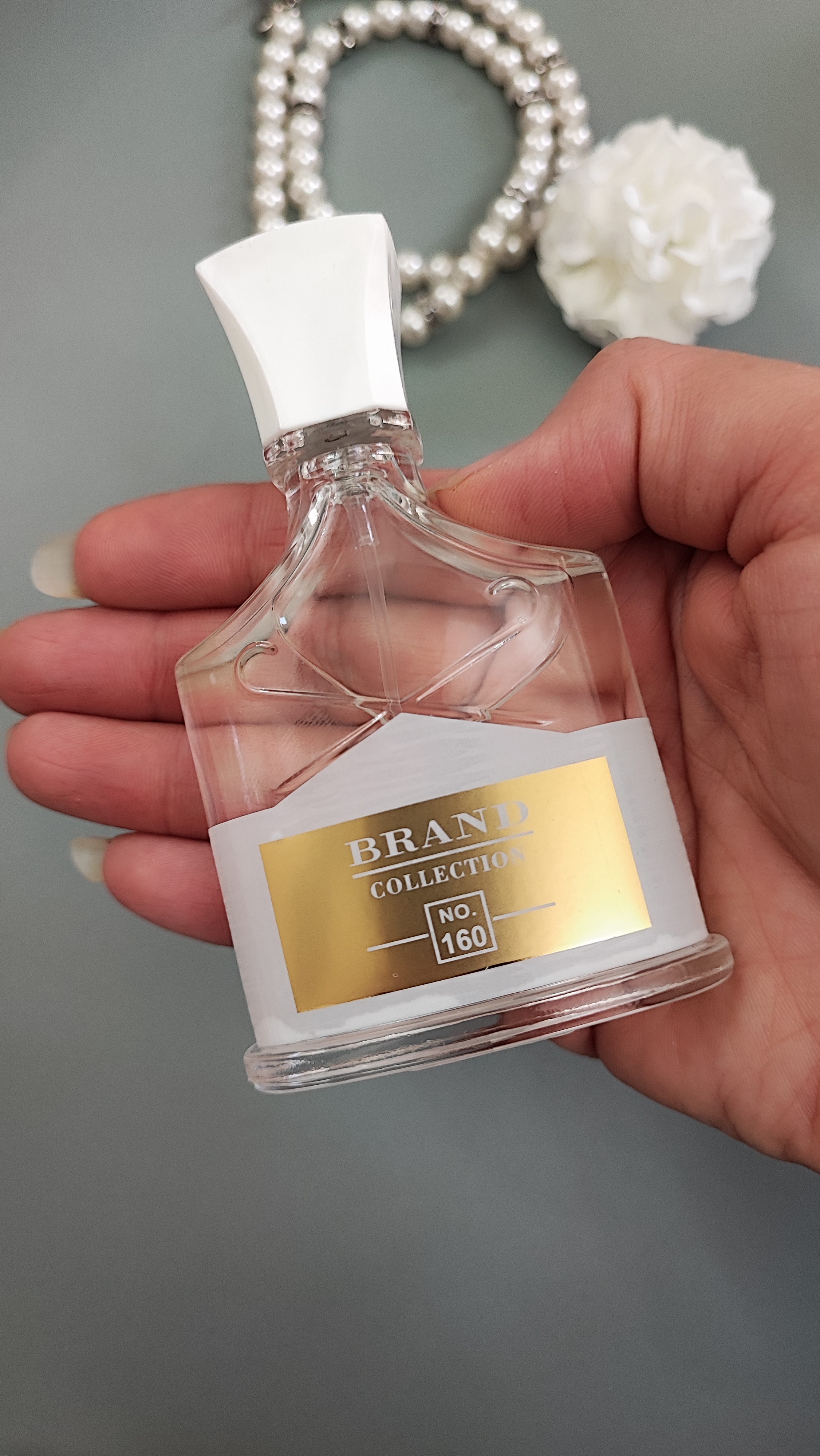 عطر زنانه کرید اونتوس ،حجم 25 میل برندکالکشن خنک و شیرین