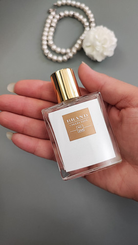 عطر زنانه بای کیلیان گودگرل گان بد حجم 25میل برندکالکشن طبع خنک رایحه گلی