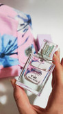 عطر زنانه میس دیور رز اسنس حجم 25میل برندکالکشن طبع خنک رایحه گلی ملایم و تازه و شاداب کاملا تابستانی