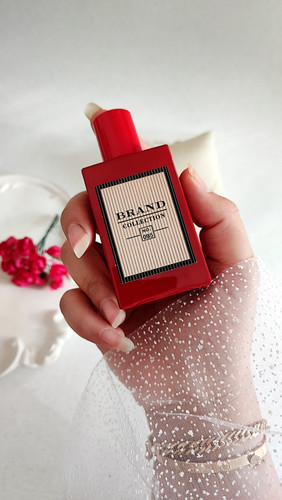 عطر گوچی بلوم امبرزیا حجم 25میل برندکالکشن طبع معتدل رایحه چایگرگلی